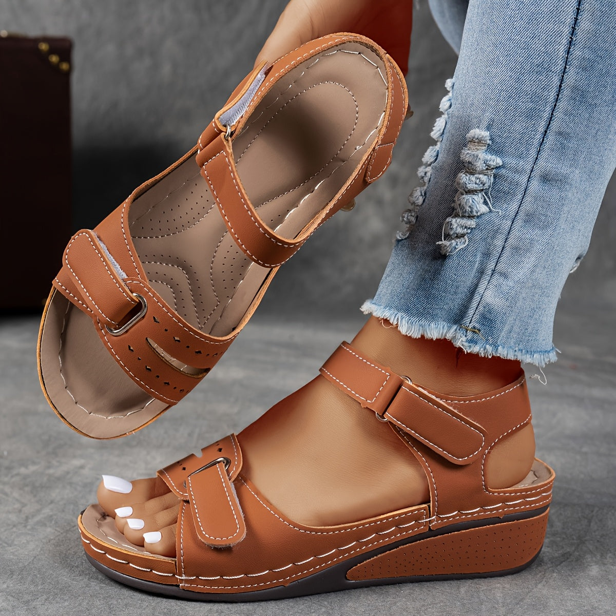 Mira™ | Aldona - Ortopediska sandaler med kilklack