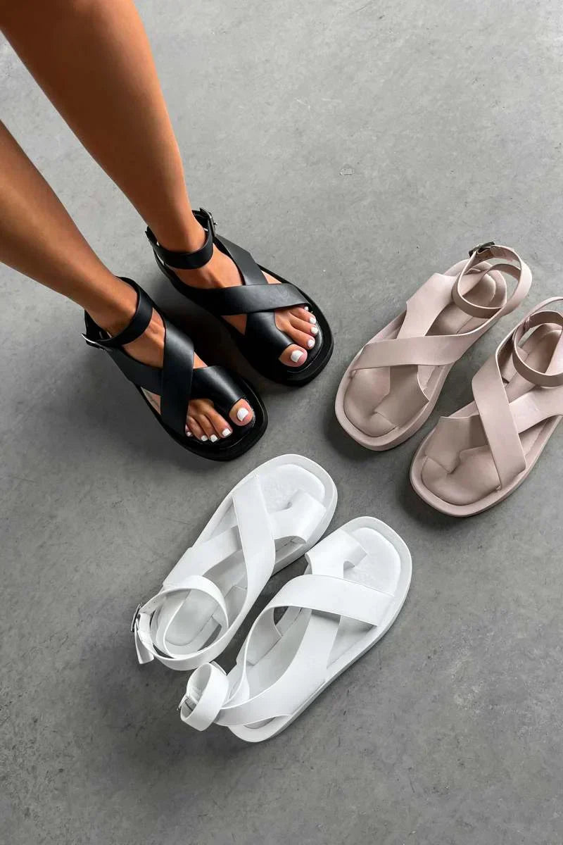 Mira™ | Eleganta & Avslappnade Sandaler Petra