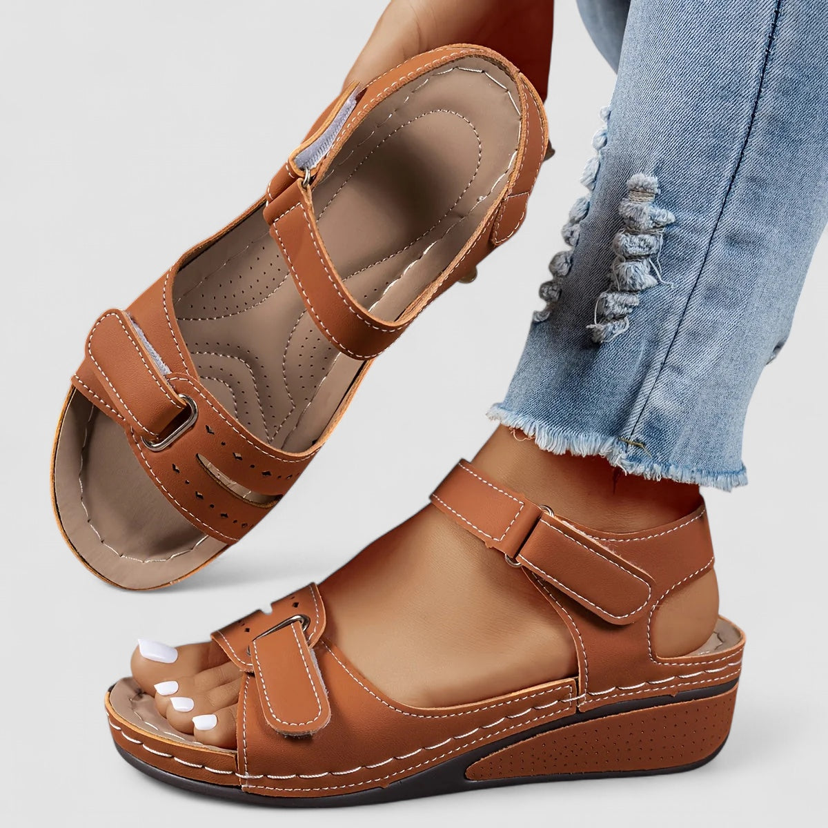 Mira™ | Aldona - Ortopediska sandaler med kilklack