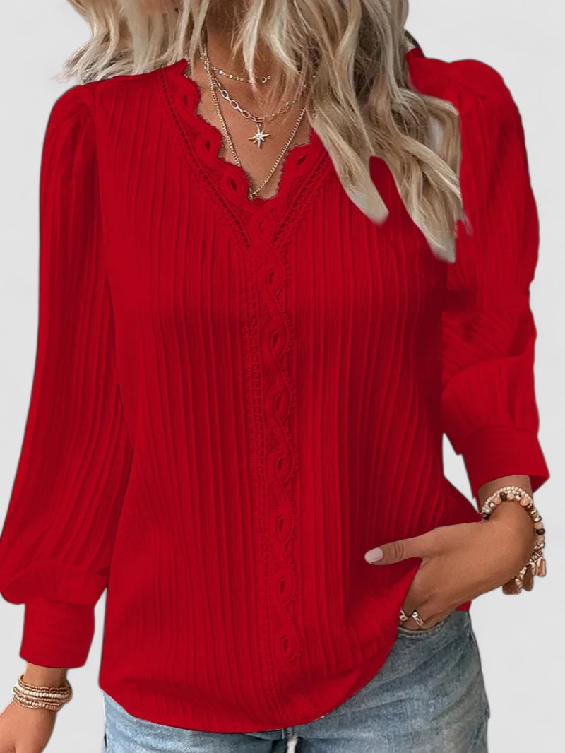 Mira™ | Selvie – Blus med spetskant och veck