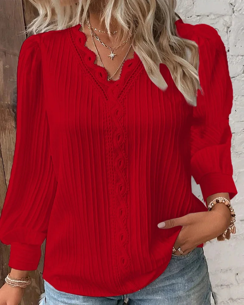 Mira™ | Mira – Feminin topp med spetsdetaljer