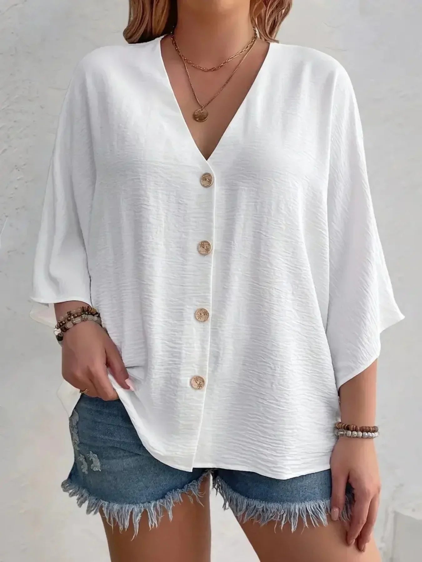 Mira™ | Signe – Blus med knäppning och ¾-ärm
