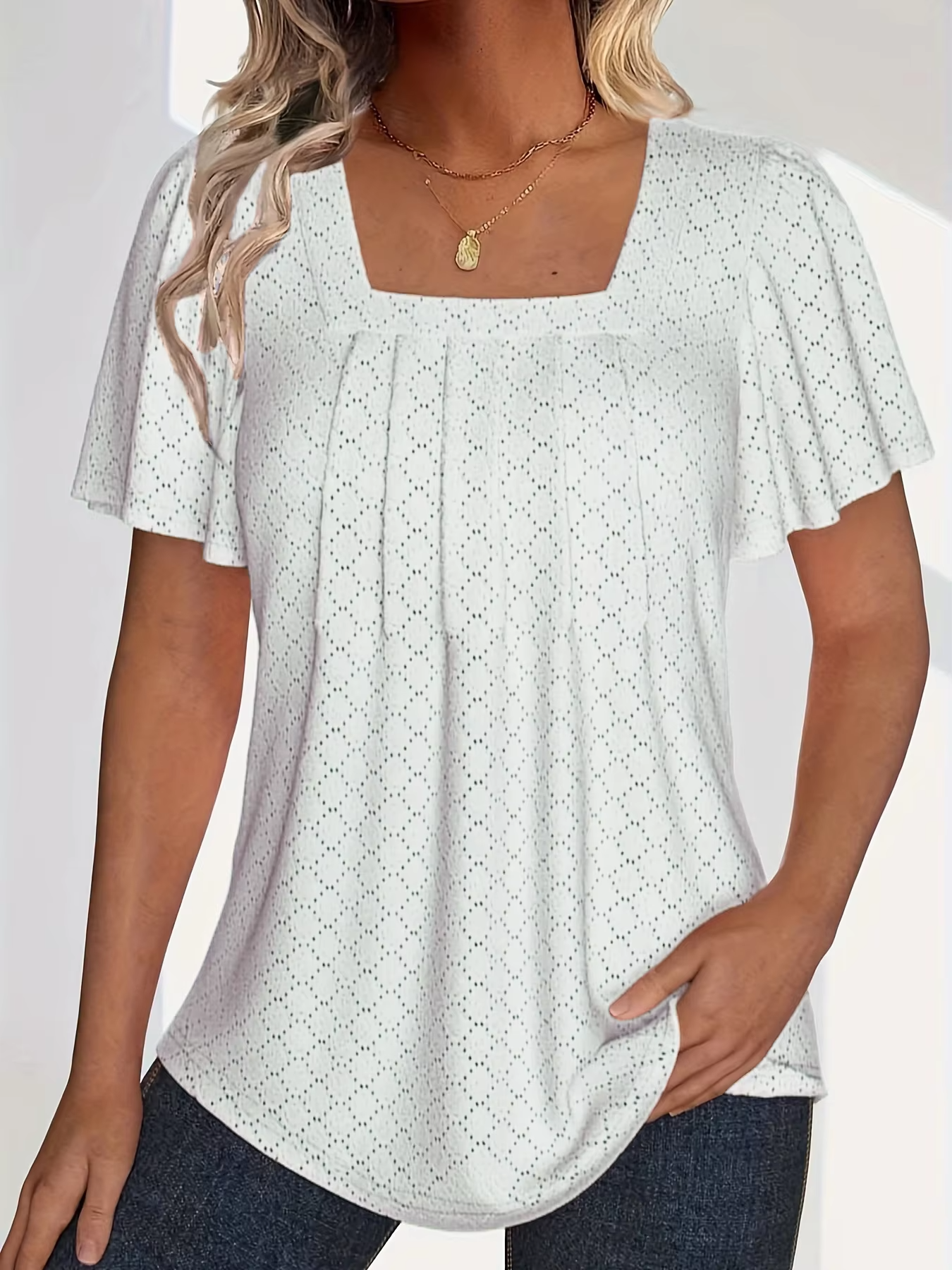 Mira™ | Mirelle – Blus med fyrkantig halsringning och textur